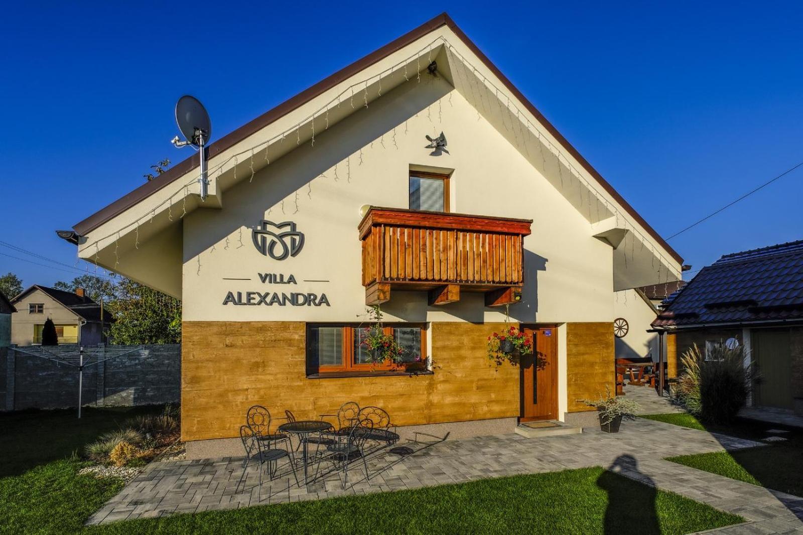 Villa Alexandra Bešeňová Eksteriør billede